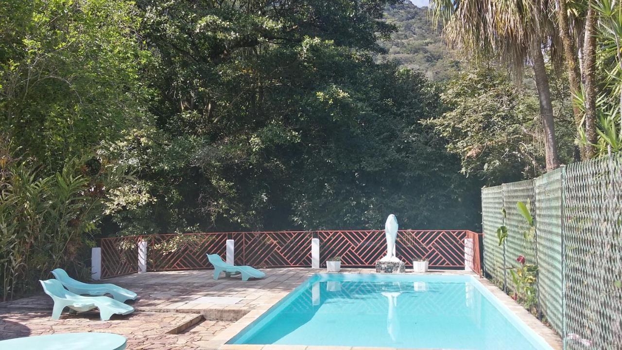 Pousada Agua Cristalina Cachoeiras de Macacu Bagian luar foto